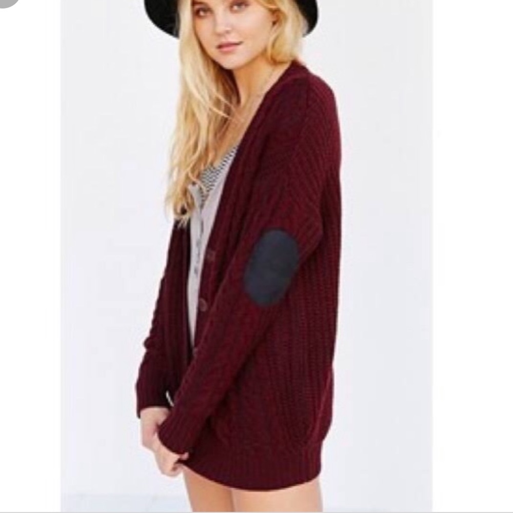 Olive & Oak• Elbow Patch Cardigan